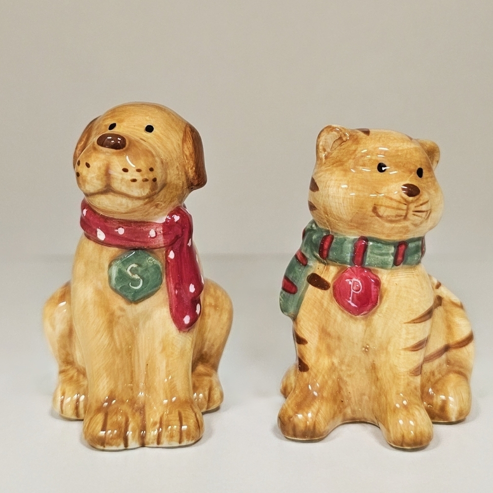 Vintage So Cute Russ Dog and Cat Salt & Pepper Shakers
